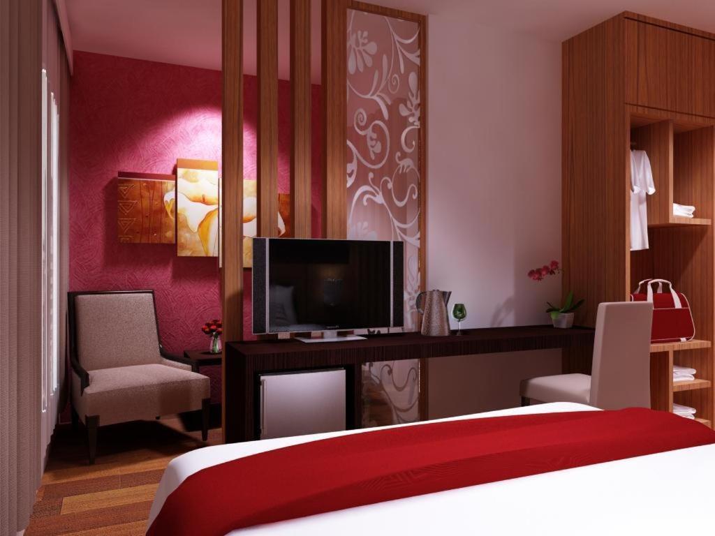 Neotel Hotel City Centre Tanjung Redep Bagian luar foto